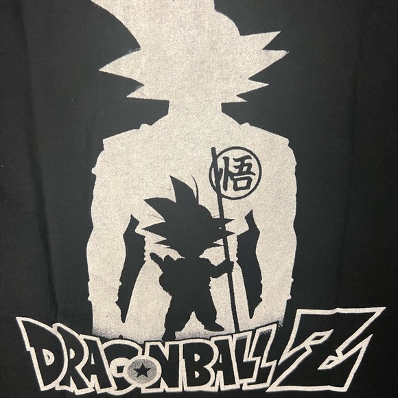 Dragon ball super goku graphic tshirt! - Picture 3 of 5